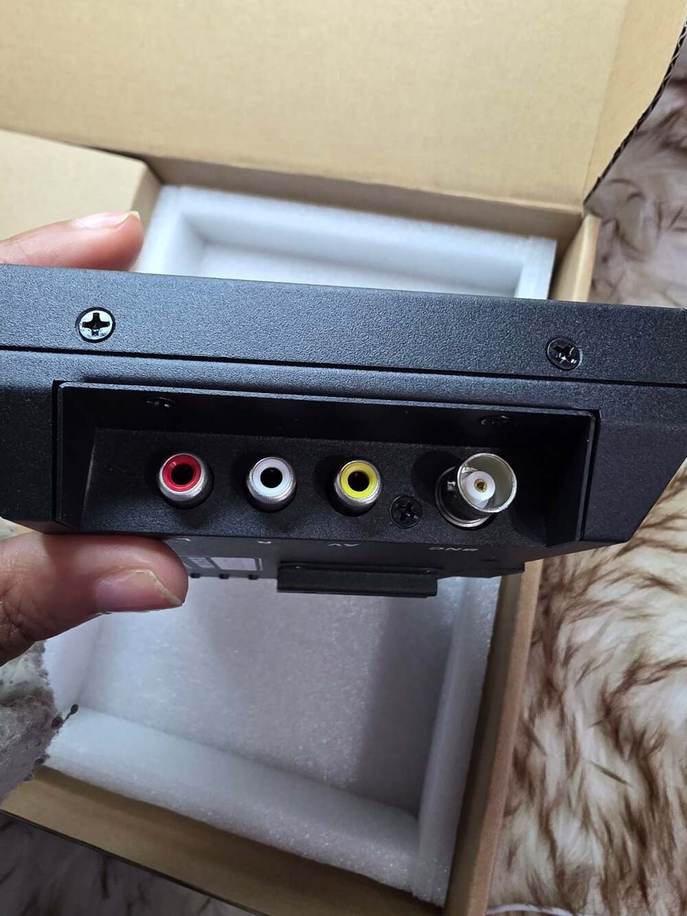 HD Monitor - Picture 7 of 8